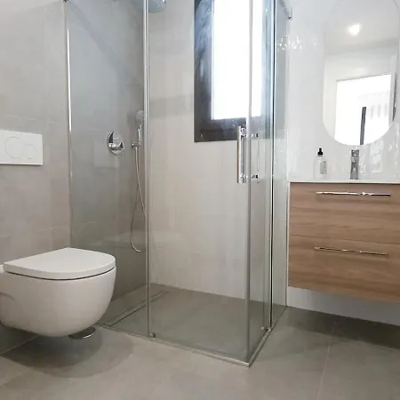A2502 Sky Hill Modern 3-bedroom In بيت للعطل