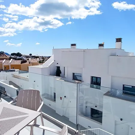 A2502 Sky Hill Modern 3-bedroom In *