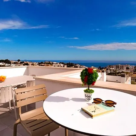 A2502 Sky Hill Modern 3-bedroom In Holiday home