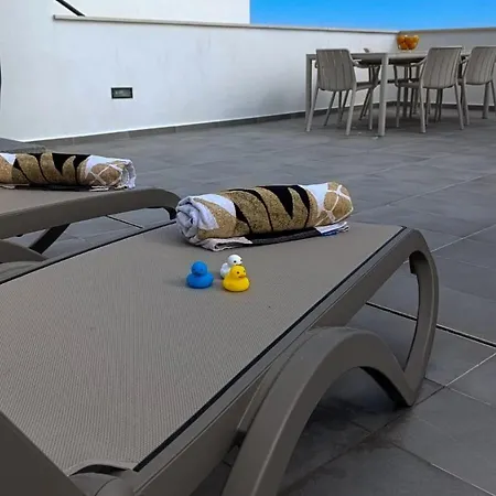 A2502 Sky Hill Modern 3-bedroom In Casa vacanze