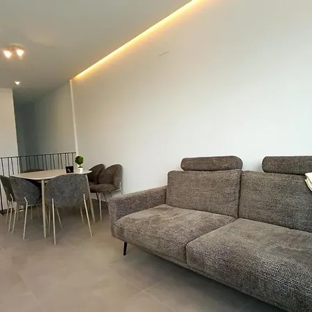 Σπίτι διακοπών A2502 Sky Hill Modern 3-bedroom In